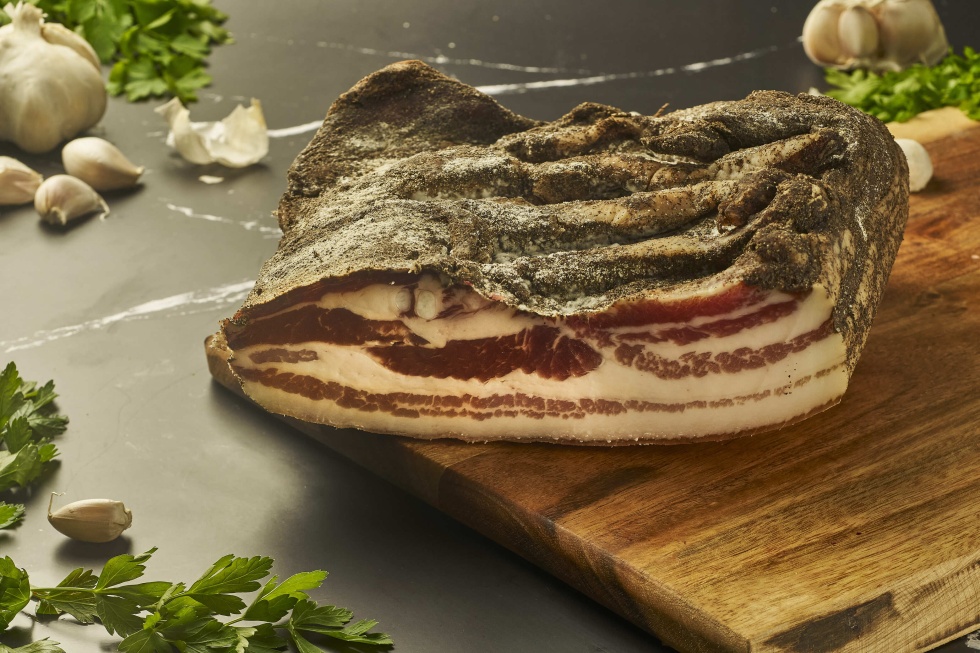 Pancetta di suino Sibiriu Petza Bella.jpg